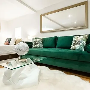 https://immobirent-luxury-suite-in-pieno-centro.hotelitalianriviera.com